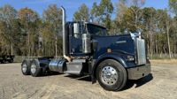 2022 Kenworth W900L