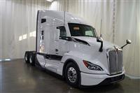 2025 Kenworth T680