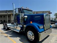 2025 Kenworth W900L