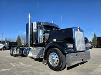 2022 Kenworth W900L