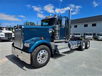 2025 Kenworth W900L