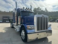 2022 Peterbilt 389