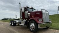 2022 Kenworth W900L