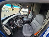 2023 Peterbilt 579