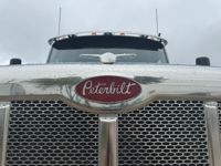 2022 Peterbilt 567