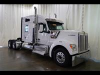 2025 Kenworth W990