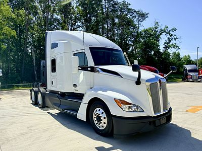 2023 Kenworth T680