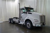 2025 Kenworth T880