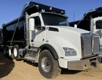 2025 Kenworth T880