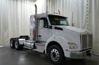 2027 Kenworth T880