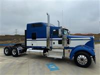 2025 Kenworth W900L