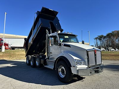 2027 Kenworth T880