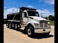 2025 Kenworth T880