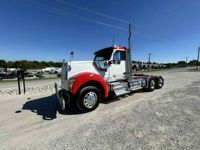 2024 Kenworth W990