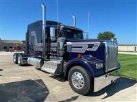 2025 Kenworth W900L