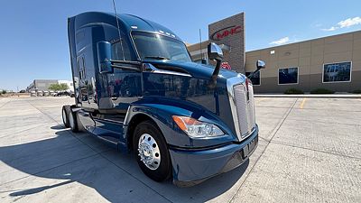 2023 Kenworth T680