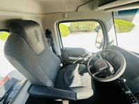 2024 Kenworth T880
