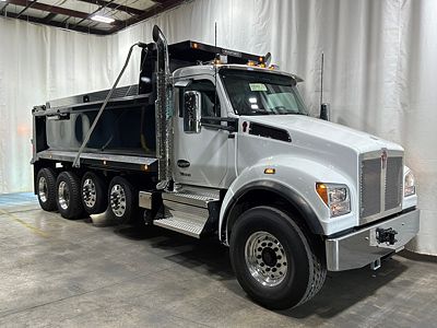 2027 Kenworth T880