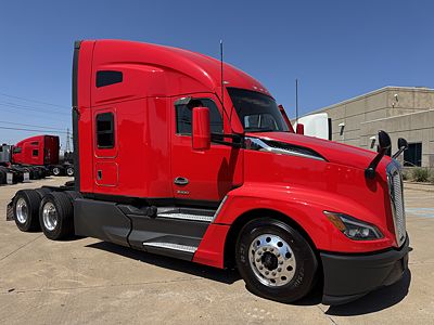 2023 Kenworth T680