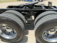 2022 Kenworth T680