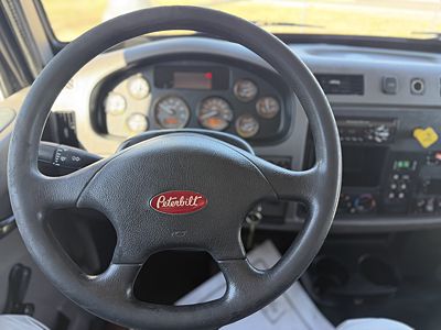 2020 Peterbilt 337
