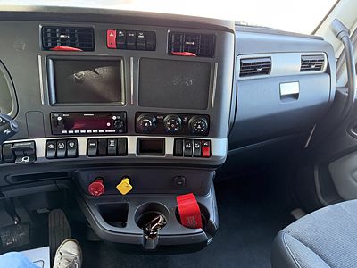 2023 Kenworth T680