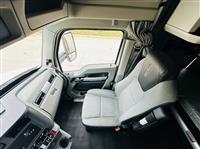 2020 Kenworth T680