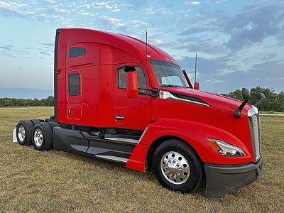 2023 Kenworth T680