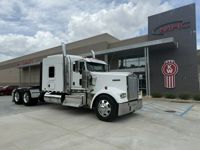 2018 Kenworth W900L