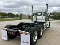 2027 Kenworth W900L