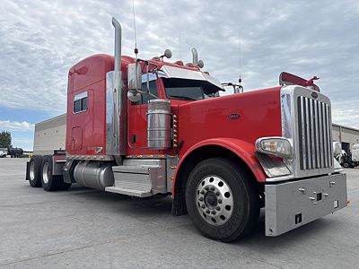 2020 Peterbilt 389
