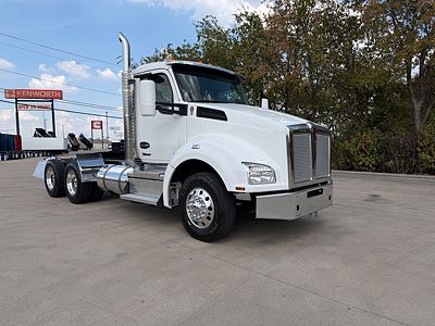 2022 Kenworth T880