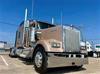 2025 Kenworth W900L