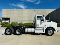 2024 Kenworth T880