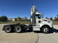 2016 Kenworth T440