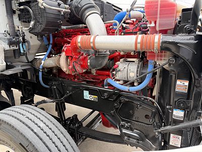 2024 Kenworth T880