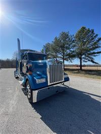 2026 Kenworth W900L