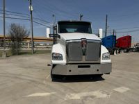 2024 Kenworth T880
