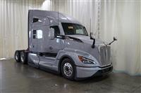 2025 Kenworth T680