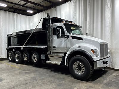 2027 Kenworth T880