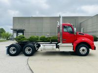 2027 Kenworth T880