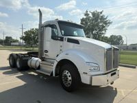 2024 Kenworth T880