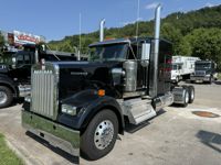 2027 Kenworth W900L