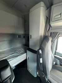 2022 Kenworth T680