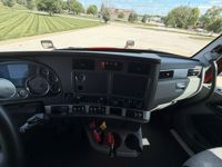 2022 Kenworth T680