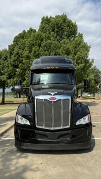 2022 Peterbilt 579