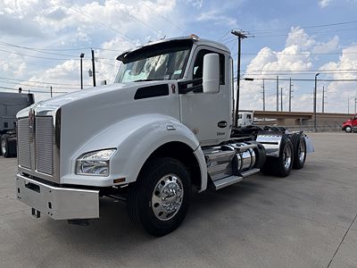 2022 Kenworth T880
