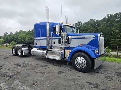 2027 Kenworth W900L