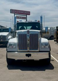 2026 Kenworth W990