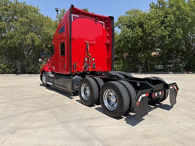 2022 Kenworth T680